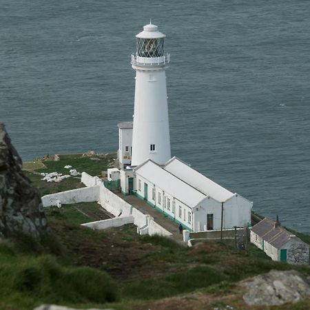 Applebys Guest House Holyhead Extérieur photo