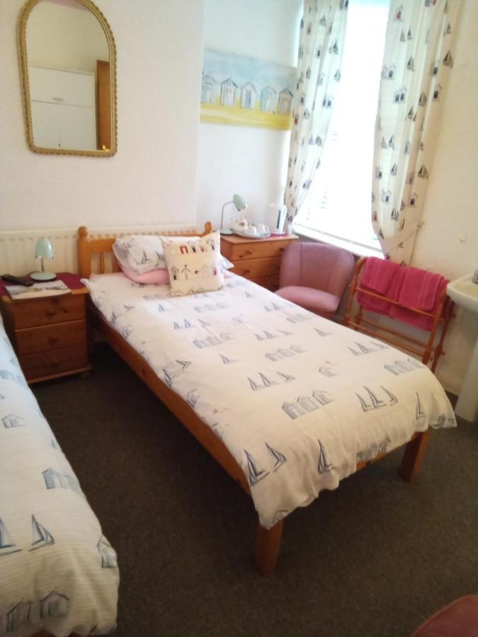 Applebys Guest House Holyhead Chambre photo