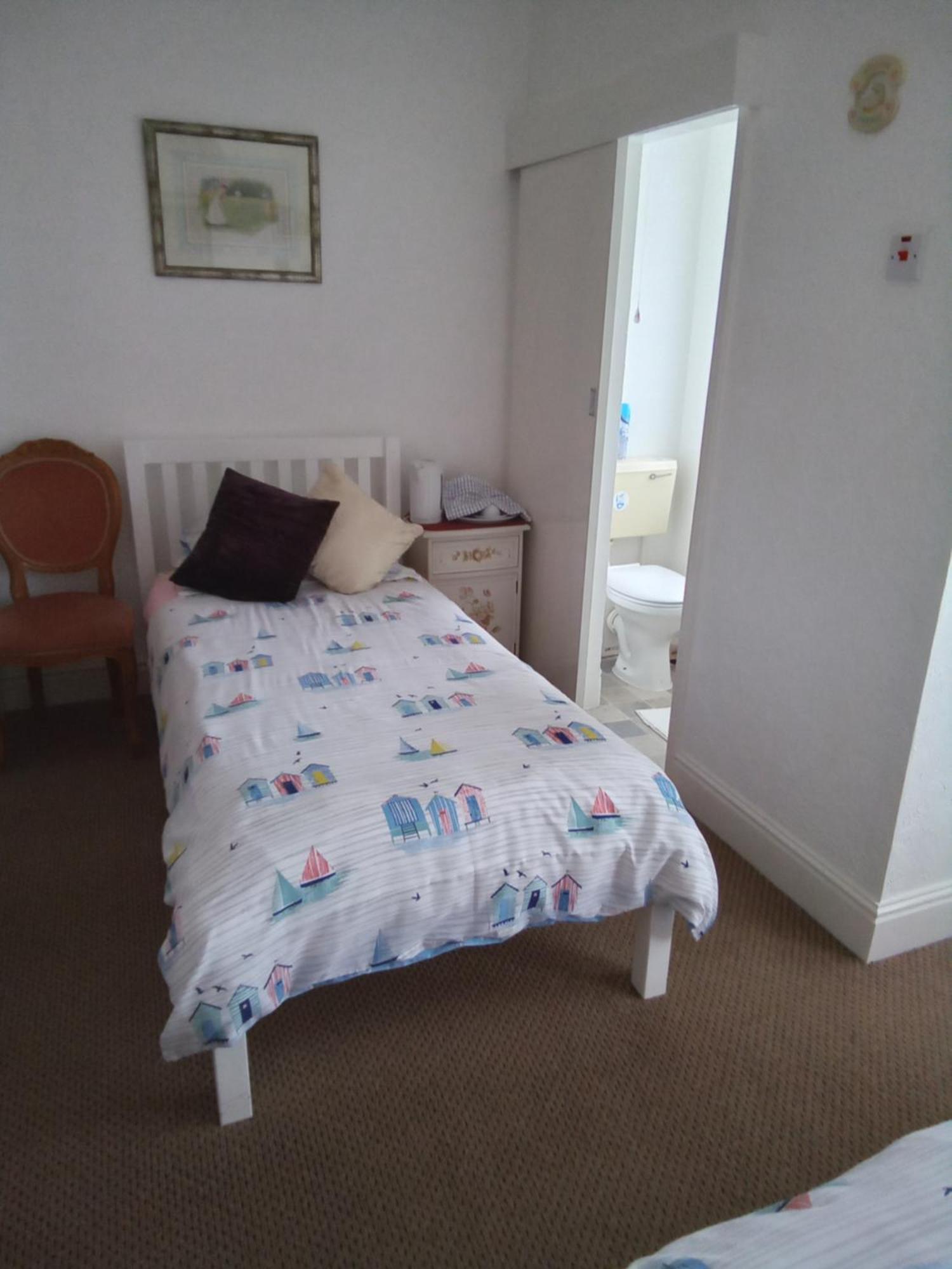 Applebys Guest House Holyhead Chambre photo